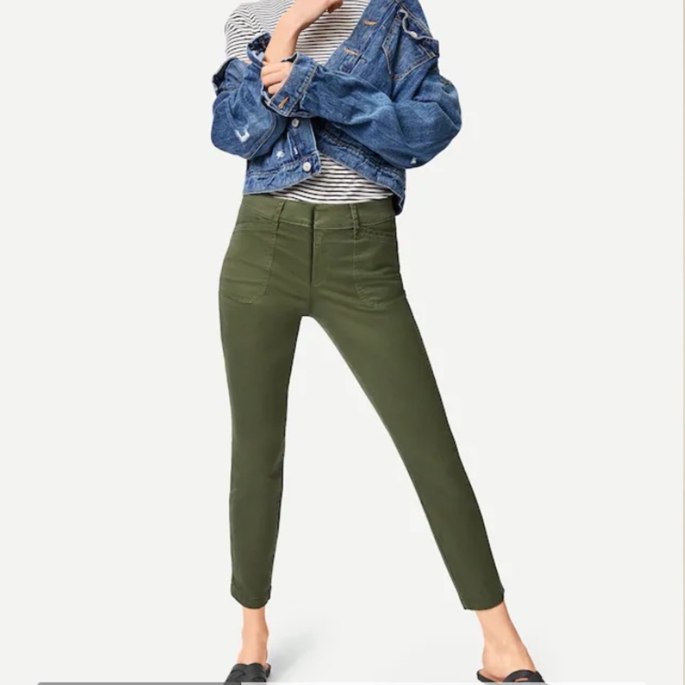 Old Navy Mid-Rise Pixie Ankle Chinos - Size 10